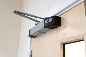 Agrippa door closer
