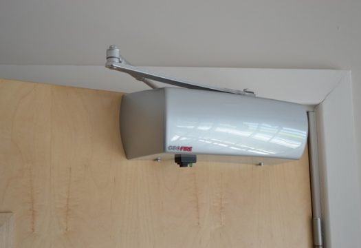 Salamander radio controlled fire door closer