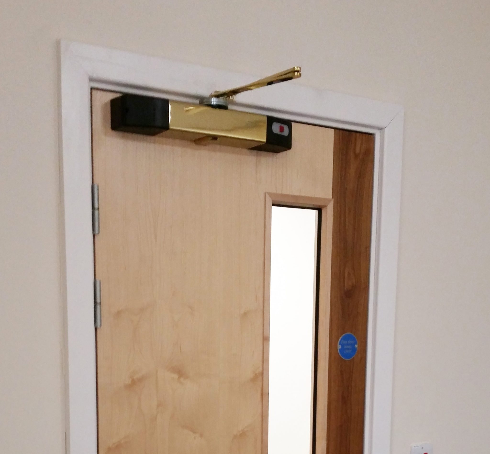 brassholderdoorcrop21 Geofire